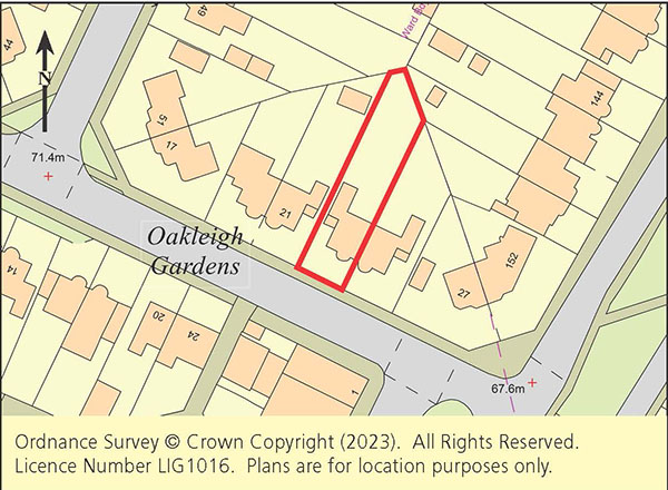 Lot: 26 - FOUR-BEDROOM SEMI-DETACHED HOUSE FOR IMPROVEMENT -